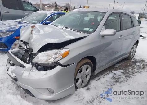 2008 Toyota Matrix Xr z USA, uszkodzony, nr VIN 2T1KR32E58C687969